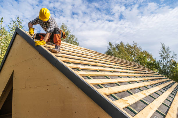 Best Flat Roof Repair Services  in Fennimore, WI